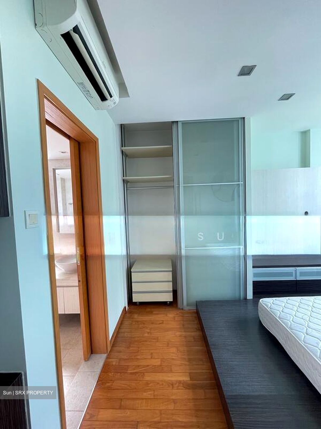 The Lakeshore (D22), Condominium #509207391